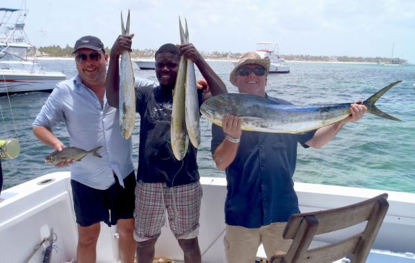 Pescando Y Comiendo Punta Cana - Image 2